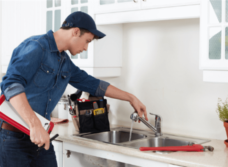 How Handyman Services in London Complement Luxury Interior Renovations